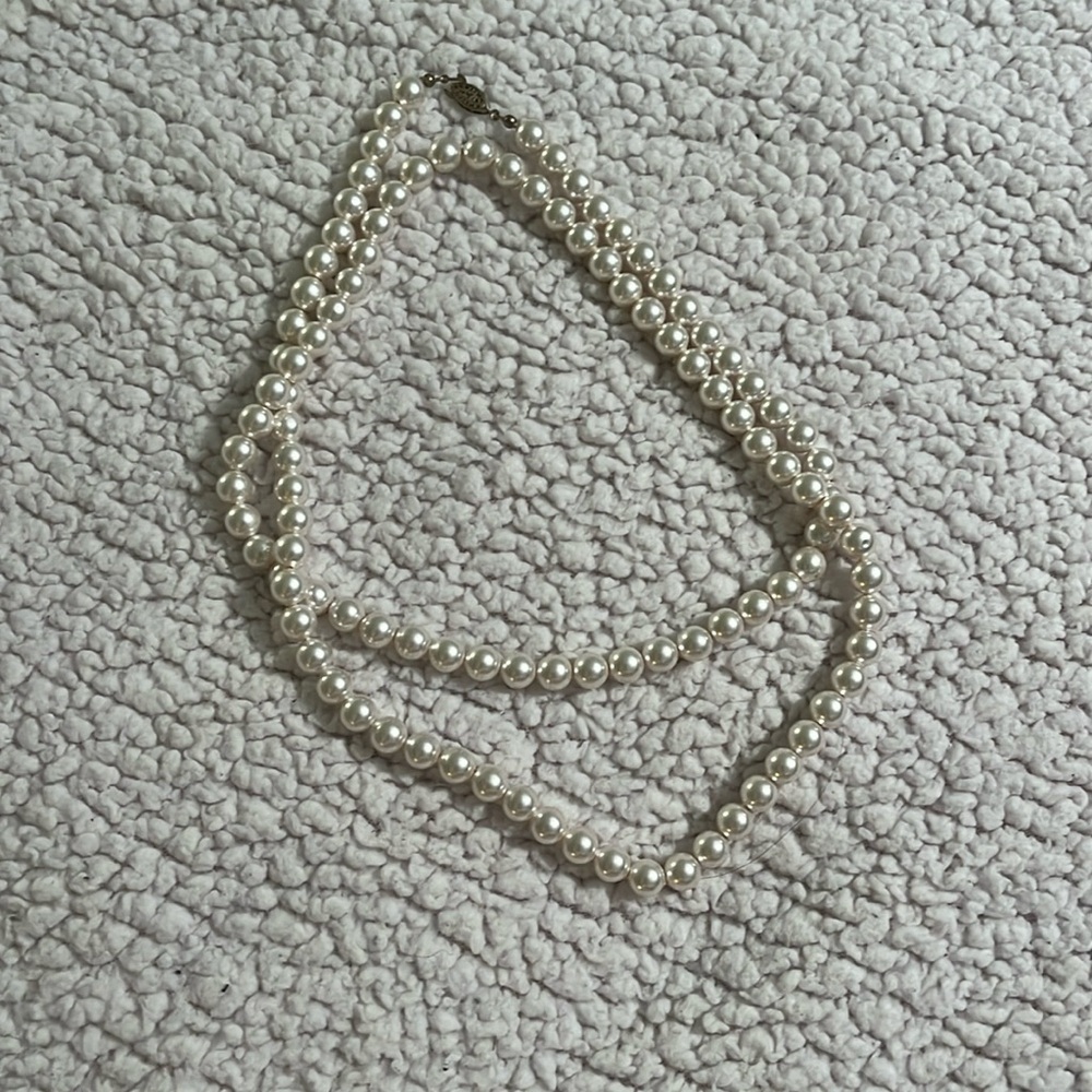Pearl necklace